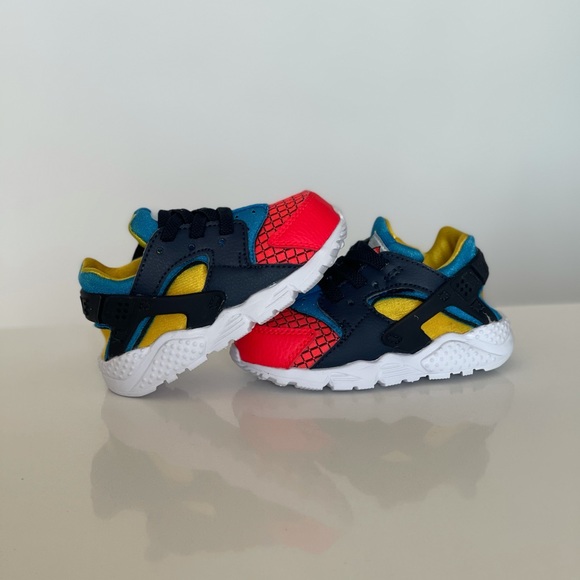 spider man huaraches